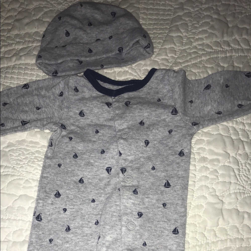 Carters sleeper with matching hat